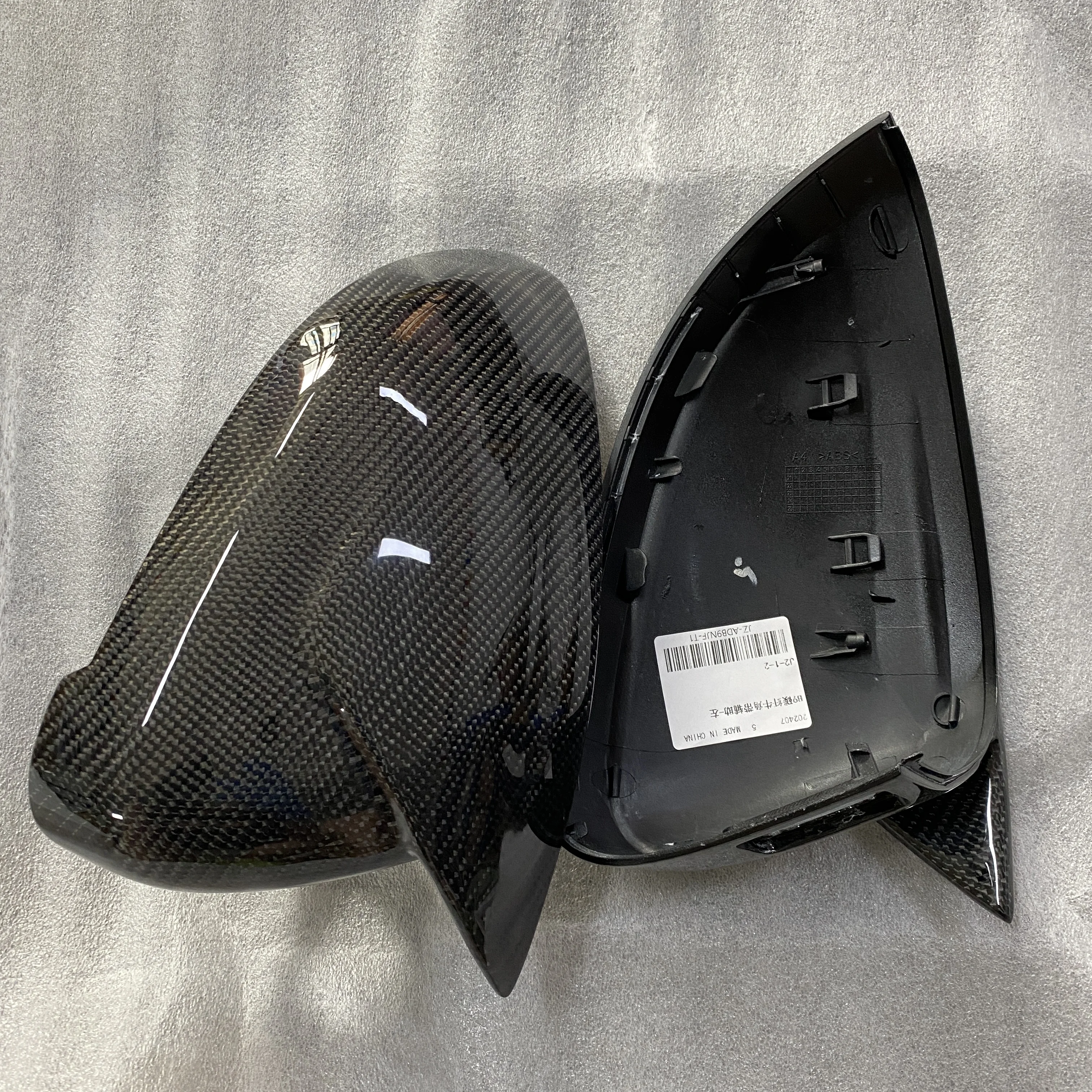 

Real Carbon Fiber Car Wing Mirror Covers Rear view Mirror Cap Replace For AUDI A4 S4 RS4 B9 A5 S5 RS5