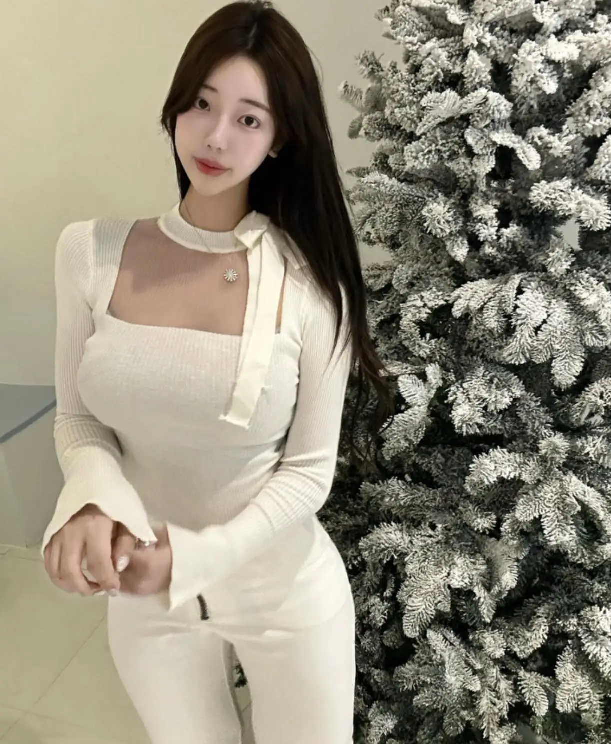 

Elegant Knitted Long Sleeve Bodycon Sweater with Bow Tie Square Collar Cotton 100% Spring 2024 Fashion Ladies Premium Wear