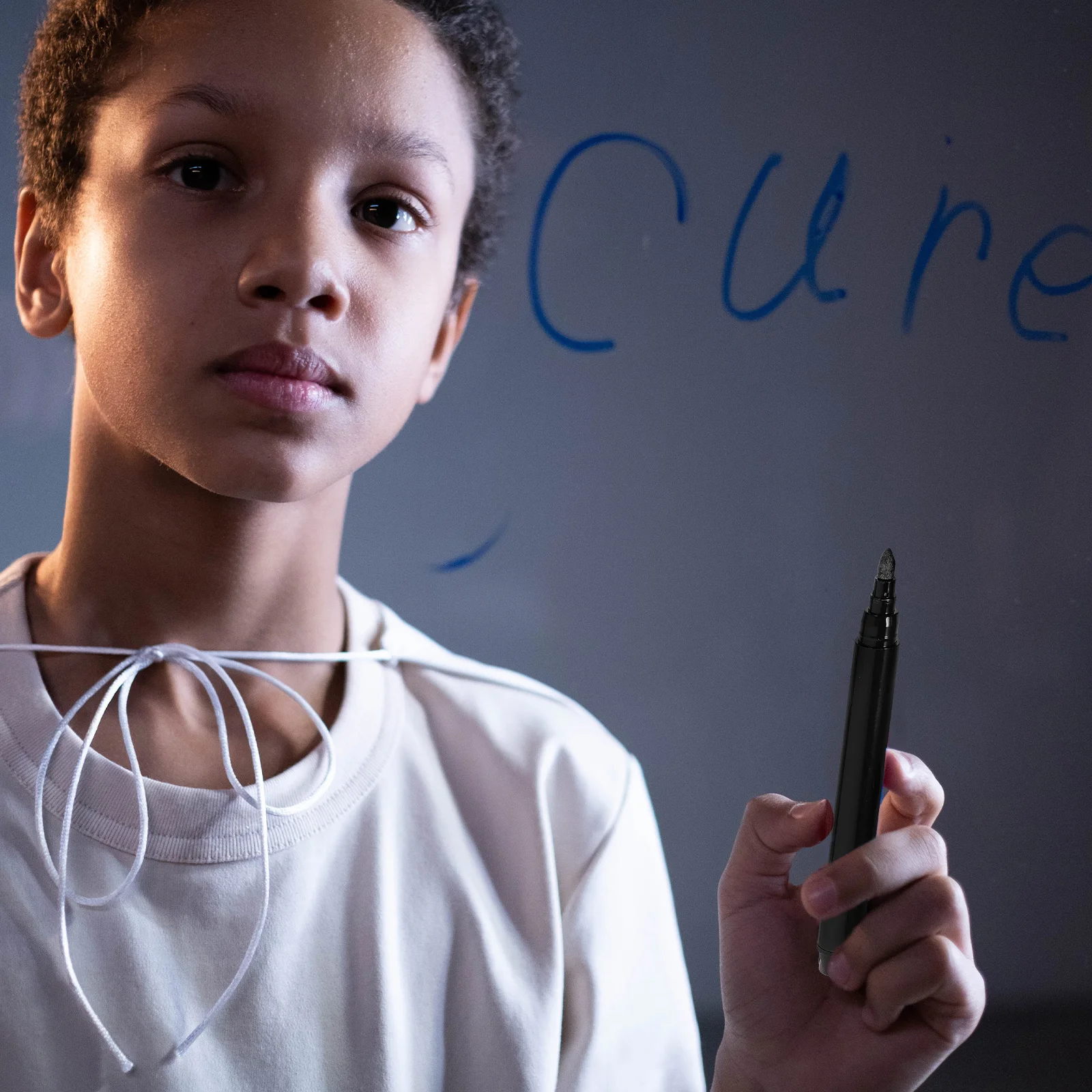 8Pcs Wine Glass Marker Pens Metallic Erasable Longlasting Paint Markers for Glass Ceramic Metal Wine Cup Markers