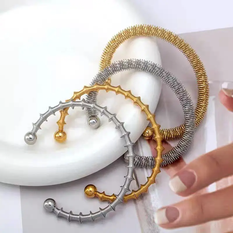

Wholesale 3/5/10pcs 2025 New Titanium Steel Chunky Open Bangles Unisex Waterproof Stainless C Shape Cuff Bracelet Hand Jewelry