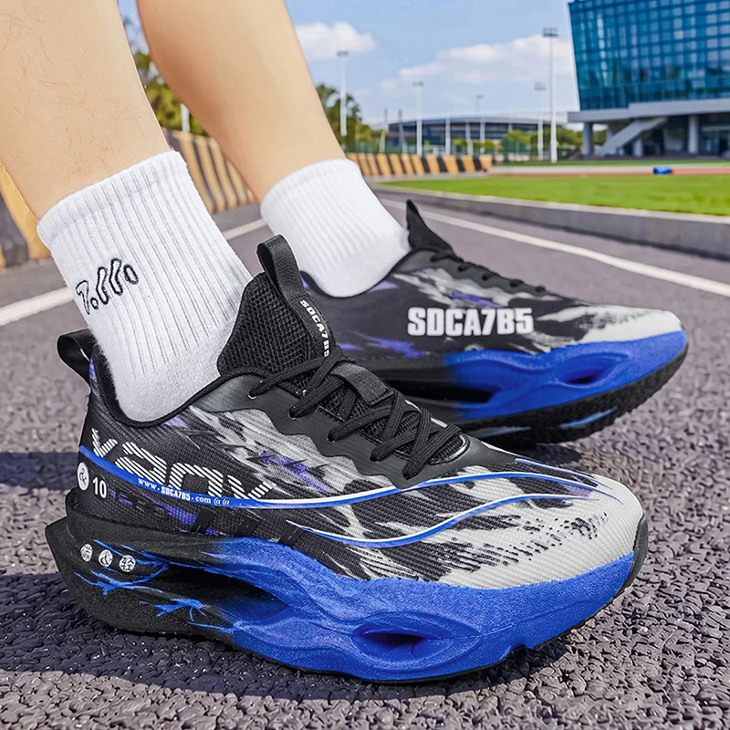 Herren-Freizeitsportschuhe mit Carbonplatte zur Laufunterstützung, atmungsaktivem Mesh, bequemen, niedrigen Schnürschuhen für Trailrunning, Zero-Drop-Sohle, langsamem Rückprall, rutschfest, geeignet für Fitnessstudio, Jogging und Camping. – Detail 17