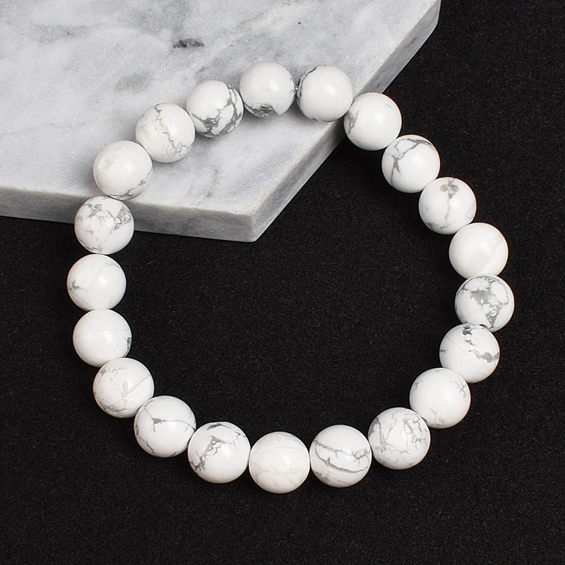 Naturalna biała bransoletka Howlite Turkusy Okrągłe kamienne koraliki Bransoletki 4 6 8 10 12 MM Opcje rozmiaru Mężczyźni Kobiety Magnesite Biżuteria