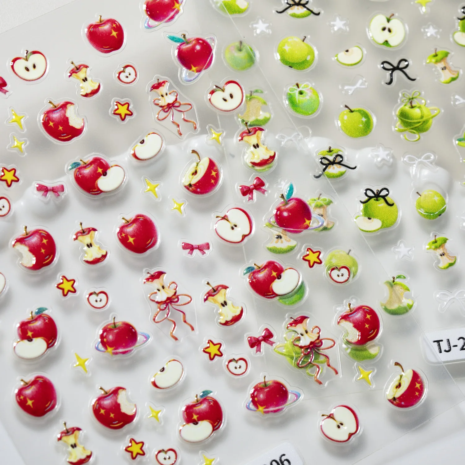 2 قطعة ملصقات فنية للأظافر على شكل تفاحة حمراء 5D مرتفعة ثلاثية الأبعاد من شارات أظافر Apple Core DIY #4