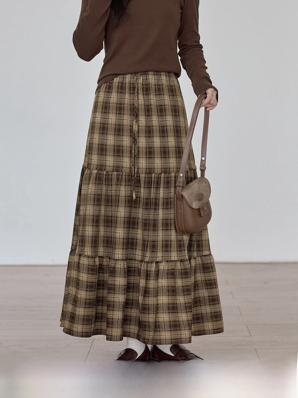 

HuiXi Brown Plaid High Waist A-Line Skirt Women's Fashion Spring 2026 Vintage Personality Match All High Waist Skirts