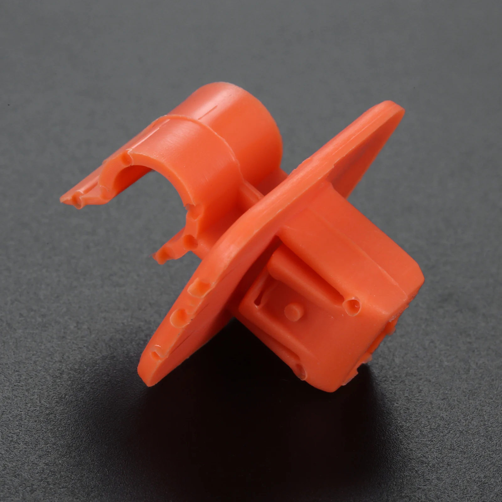 1Pc Orange Plastic Auto Fastener Clips Car Hood Bonnet Rod Stay Bracket Buckle Clip For Skoda Fabia Octavia MK2 2004-2013 2012