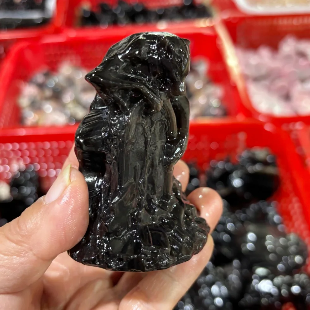 Natural Silver Sheen Obsidian Werewolf Figurine Hand Carved Crystal Wolf Man Statue Healing Stone Home Halloween Desk Decor Gift
