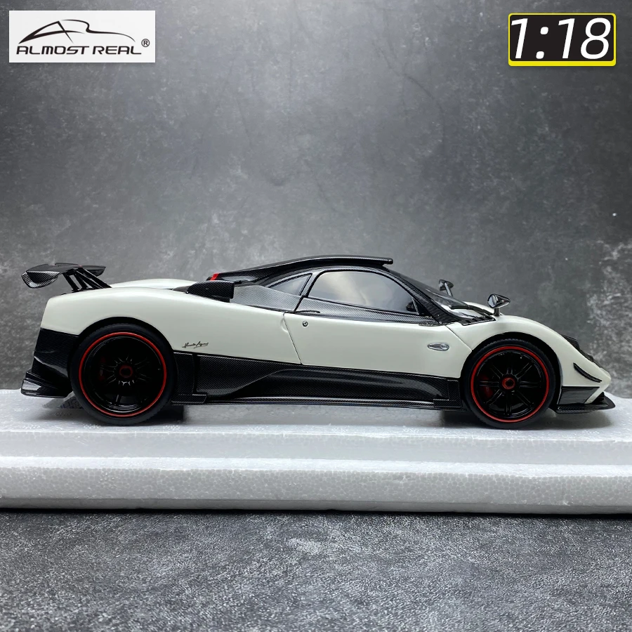 Almost Real AR 1/18 Pagani Zonda Cinque Coupe 2009 Bianco Benny