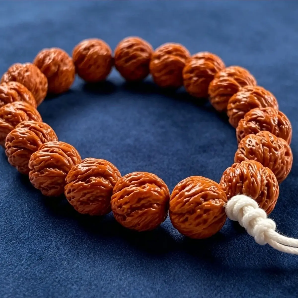 Chinese Style Lucky Natural Walnut Hand Carved Magic Monkey Head Beaded Bracelet Unisex Wenwan Prayer Beads Single Strand Wrist