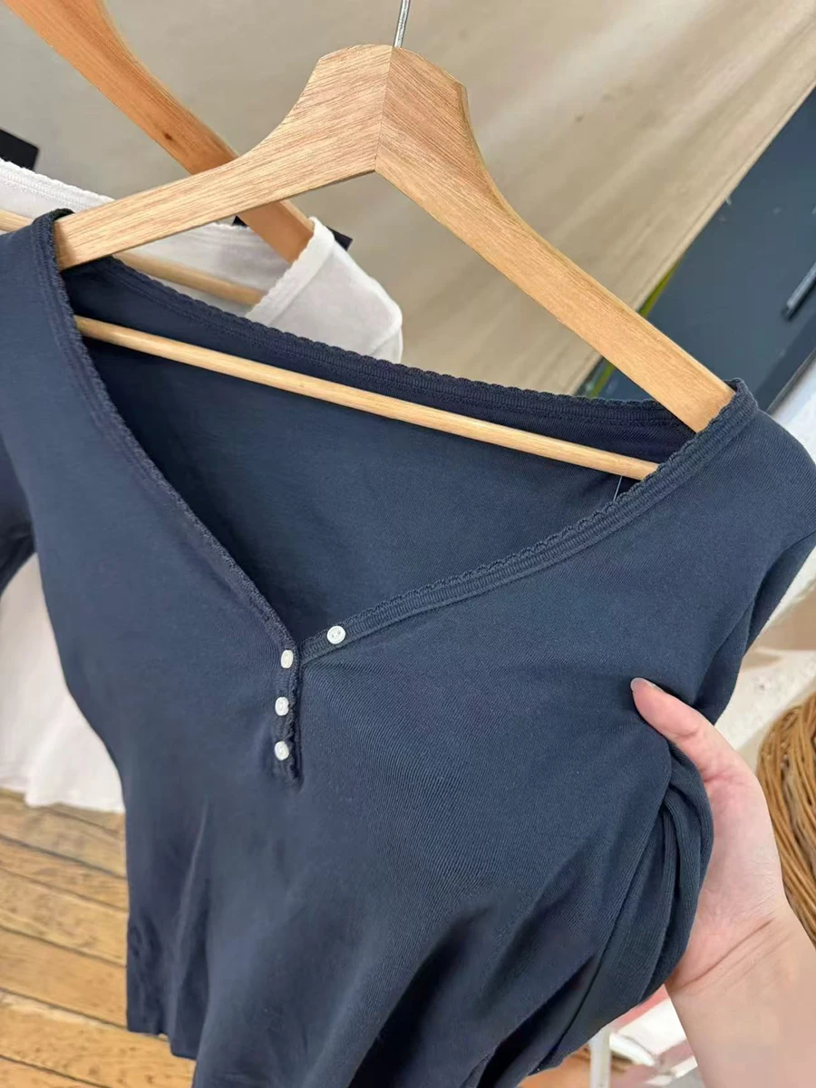 Lace Trim Slim Long Sleeve T-shirt Woman Autumn Four Buttons V-neck Cotton Tees Female Casual All-match Solid Basic Tshirts New