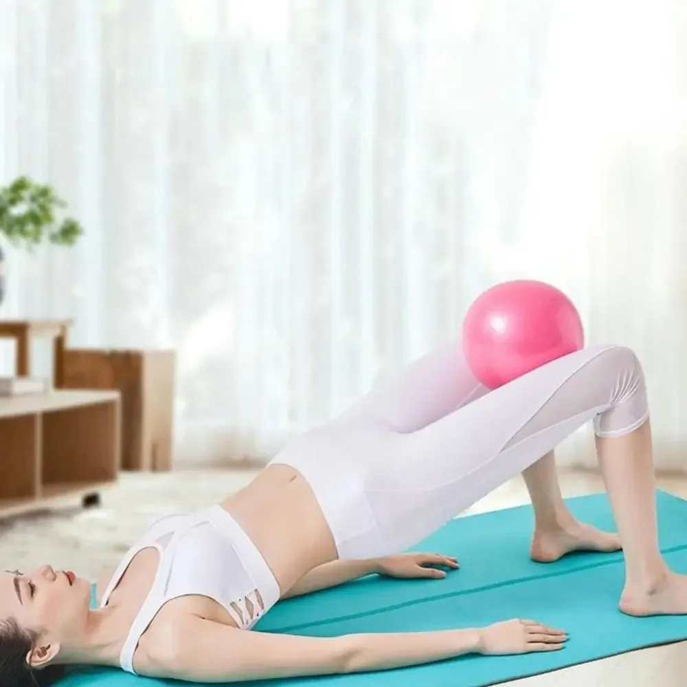 New 25cm Yoga Ball Non Slip Inflatable Pilates Ball Easy Inflation Soft PVC Gym Balls Home Training