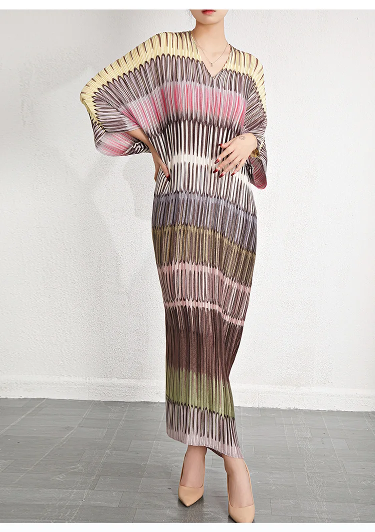 Miyake 2024 Herbst Neues Damen-Fledermausärmel-Langkleid, Locker Sitzend, Übergröße, Modisches Plissee-Maxikleid – Detail 12