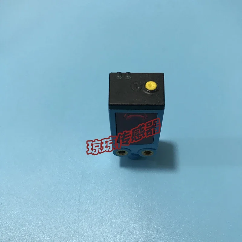 Germany SICK Schike WTB4-3P2162 Sigg Small Plug-in Diffuse Reflection Photoelectric Switch Sensor
