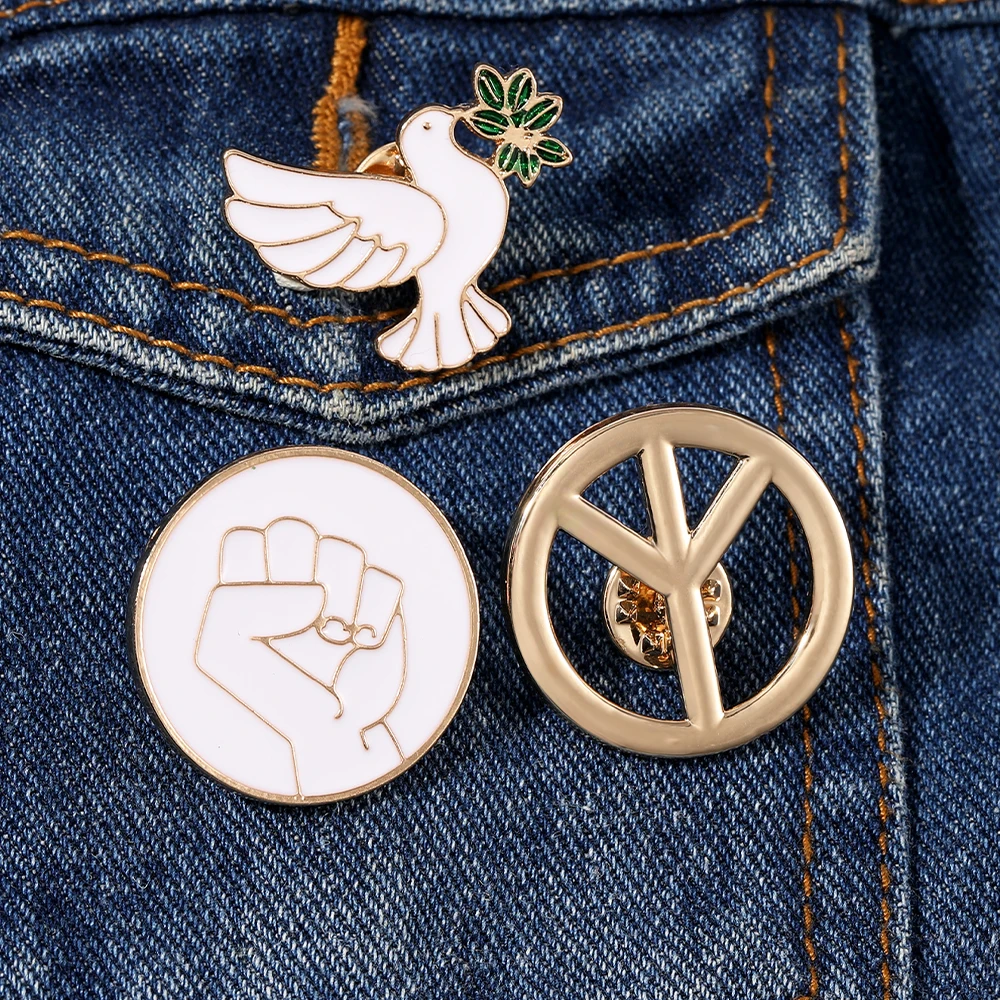 New World Peace Theme Enamel Brooches Dove Olive Branch Symbol of Peace Design Pins Bulk