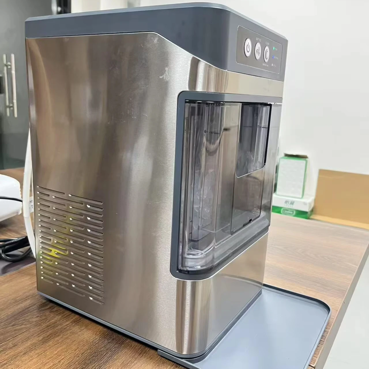 Máquina para hacer bolas de cubitos de escamas de hielo para masticar pepitas de acero inoxidable con logotipo personalizado para el hogar