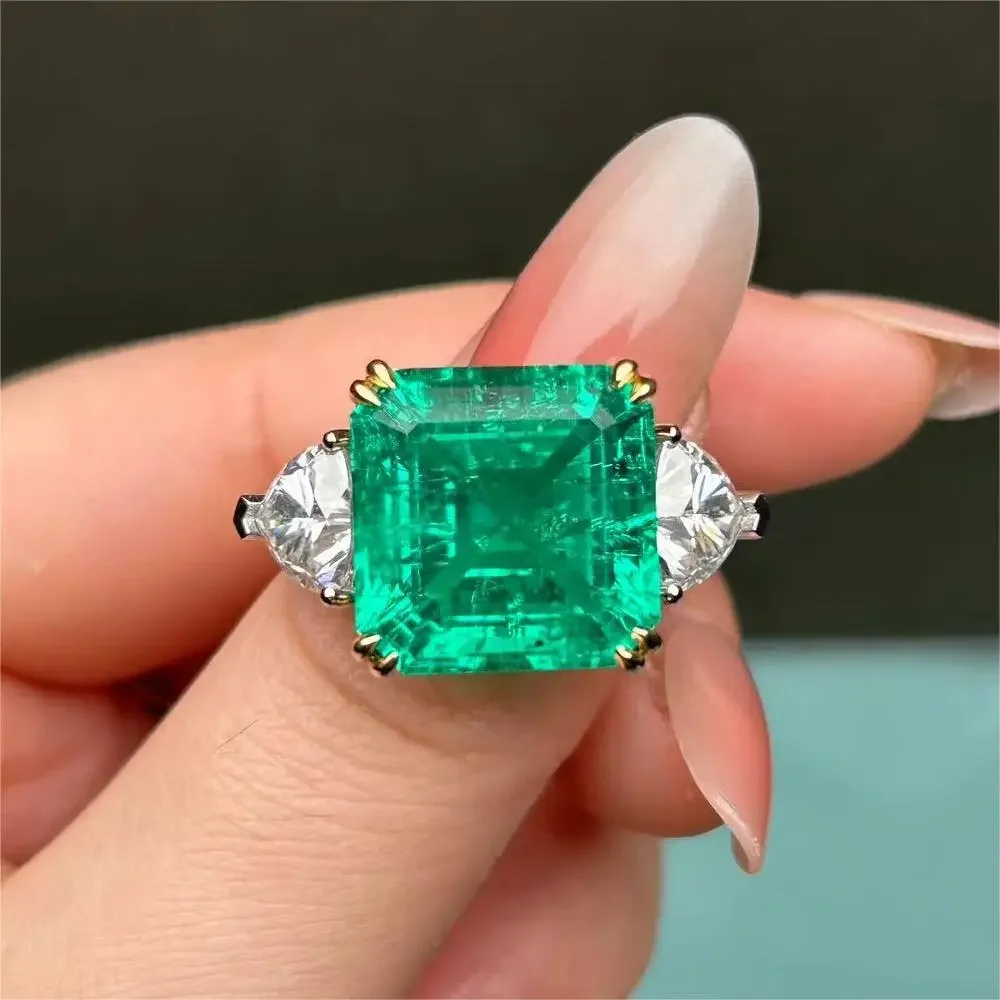 Pirmiana Classic Three Stones Ring 18K White Gold 12ct Lab Grown Emerald Engagementring for Women