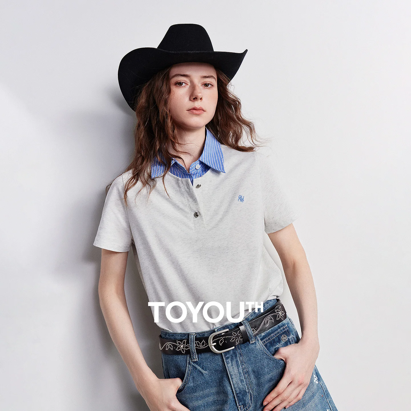 

Женская хлопковая футболка TOYOUTH 2026: Новинка лета, серый меланж, в полоску, с воротником, комплект из двух предметов, пуловер-топ