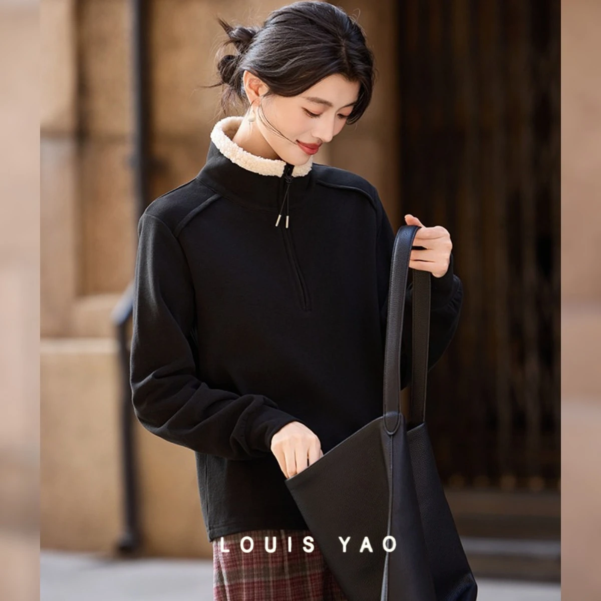

LOUIS YAO Velvet Knitted Sweatshirt 2025 Autumn Minimalist Casual Double Sided Thick Hoodie Stand Up Collar Zipper Women's Top