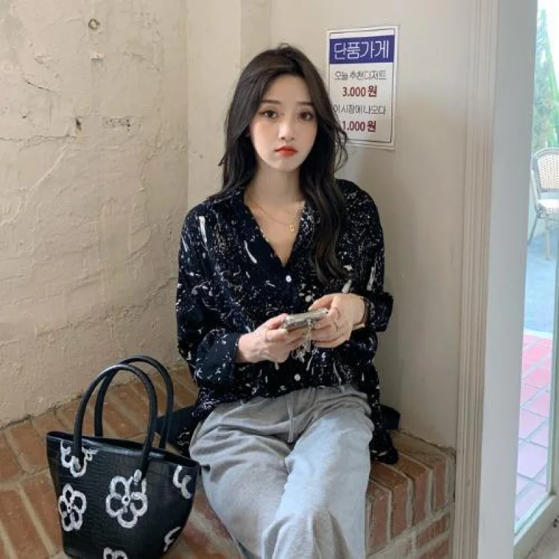Spring And Autumn Zebra Pattern Shirt Women's Shirts Thin Chiffon Long-Sleeved Blouse Femme Elegant Blouses Woman