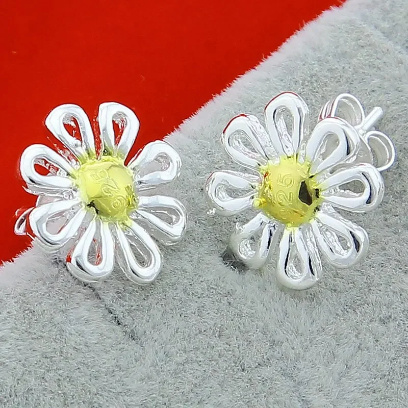 CHUANGCHENG 925 Sterling Silver Hollow Flower Stud Earrings for Women Wedding Party Gift Not Allergic Accessories Jewelry