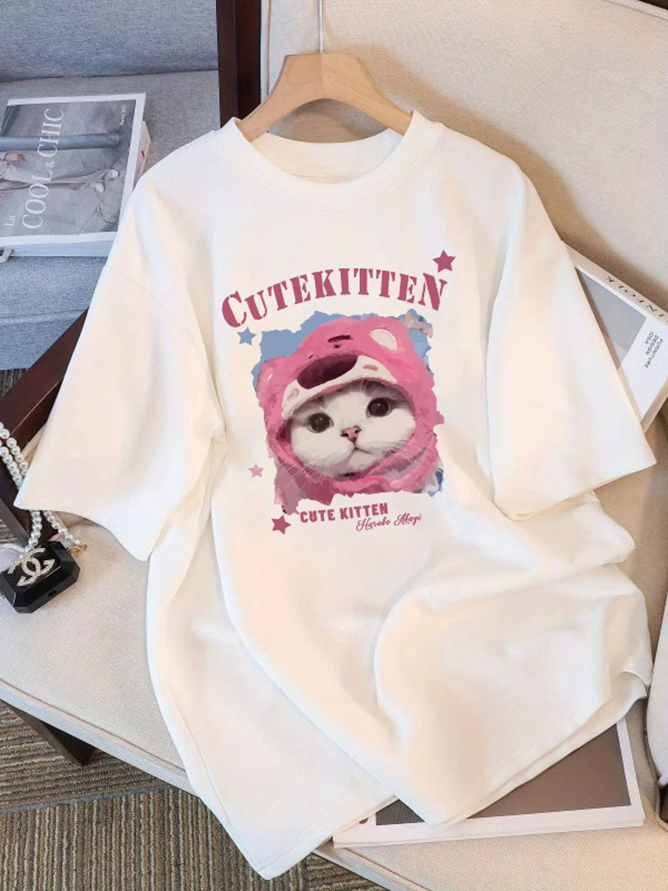 Y2K Pink Headscarf Cat Letter Printed Short Sleeved T-shirt for Women in Summer, Fashionable and Versatile Round Neck Y2K Top