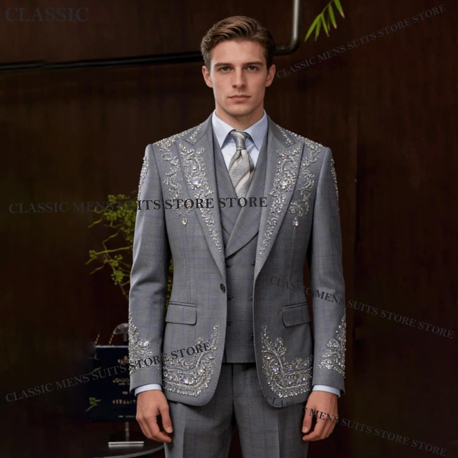 

Luxury Crystal Diamond Men Suits Glitter Embroidery Wedding Tuxedos Slim Ropa hombre 3 Pieces Sets Groom Male Blazers Customized