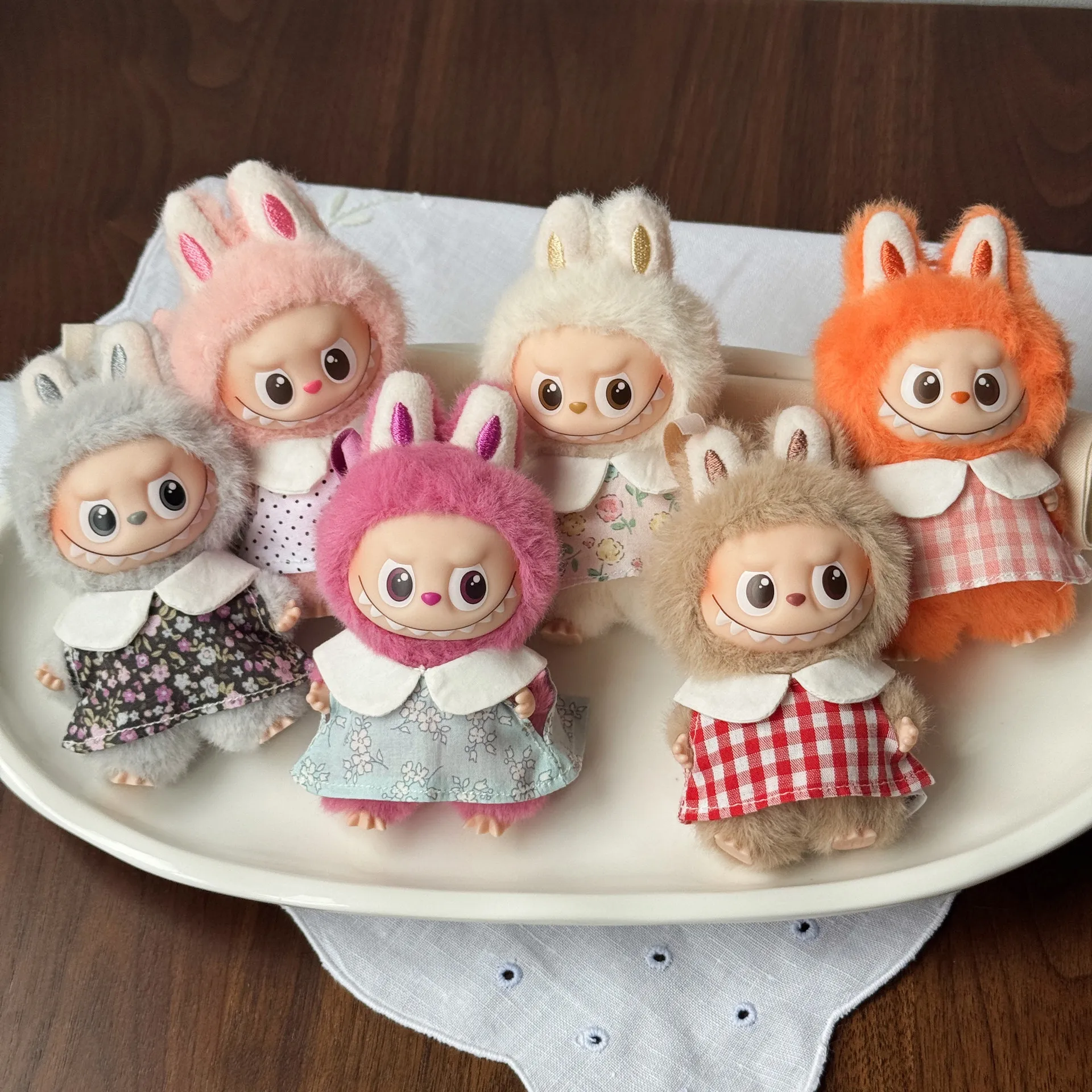 

Sweet And Cute Skirts For 10cm Mini Labubu 4th Gen Labubu 4.0 Doll Outfit Changes