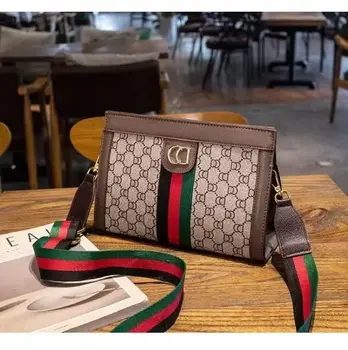 10 最佳銷售 YSL錢包 - №6