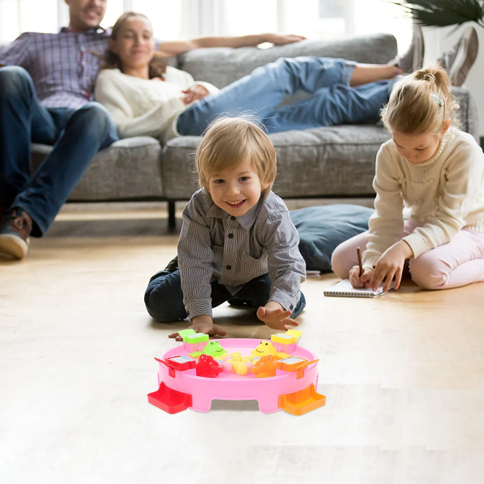 

Набор для игры в "Едим жабок-жемчугоедов" (или "Жабы-жемчугоеды") - развивающая интерактивная настольная игра для детей, развивающая координацию, для совместных игр родителей и детей