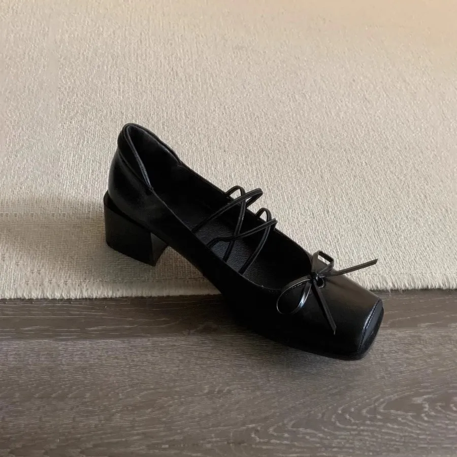 

Женские туфли 2026: летние ретро-балетки с бантом, квадратным носком, перекрестными ремешками, на толстом каблуке, с неглубоким вырезом