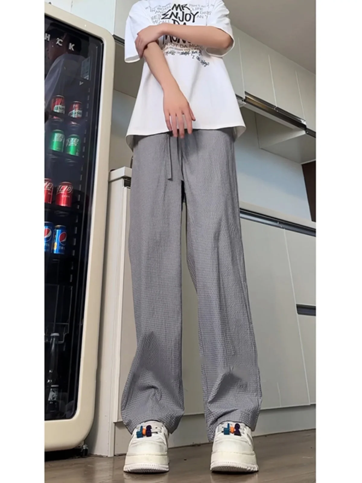 

Lightweight Waterproof Outdoor Hiking Pants Men's Summer Breathable Qui Dry Bubble Cloth Casual Trousers Faionable Brand