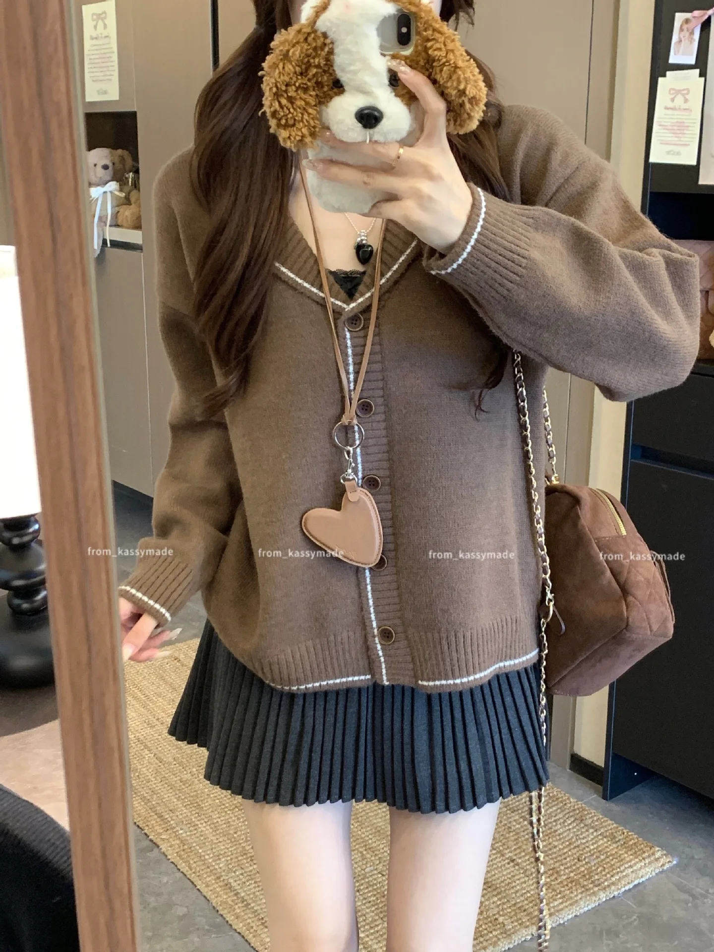 

MINISO Hello Kitty collar style niche age reducing long sleeved sweater women's autumn loose and slimming versatile top