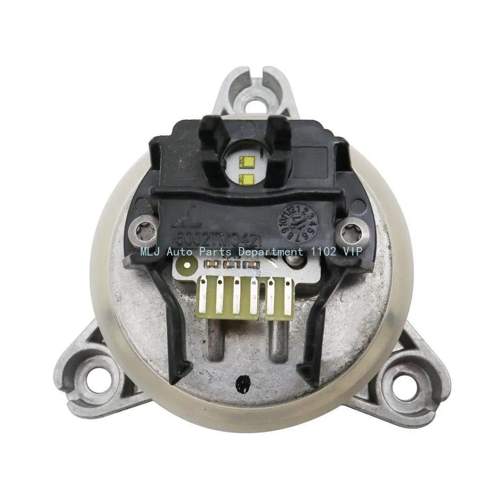 

LED daytime running light module for BMW X3 G01 and X4 G02 models, OME number: 63117466102