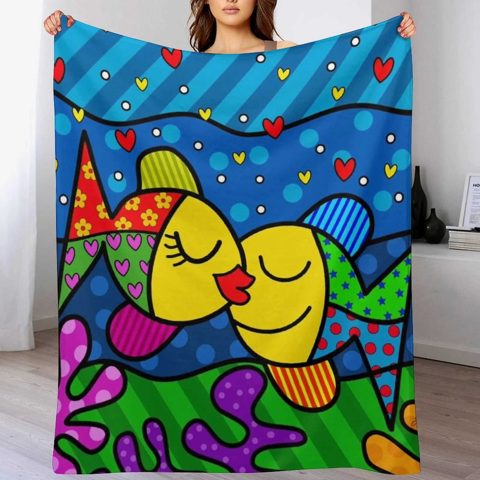 

Kissing Fish Pop-art Throw Blanket Ultra Soft Flannel Fleece Blanket for All Seasons