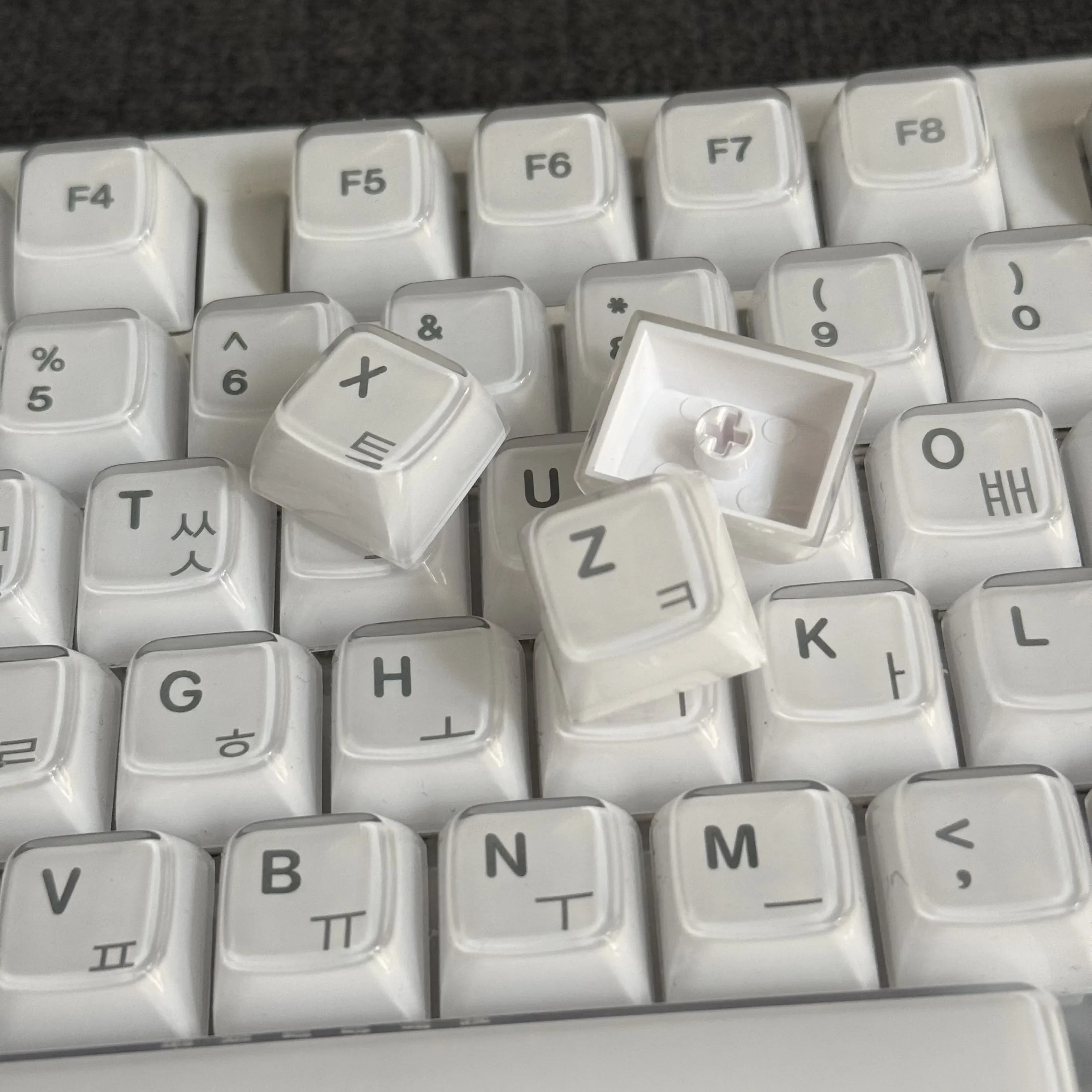 Kristallklare Weiße Tastenkappen 60% Hangul Koreanisch Englisch Russisch Rosa Blaue Tastenkappen für 61 64 68 75 87 98 Mechanische Tastaturen – Detail 8