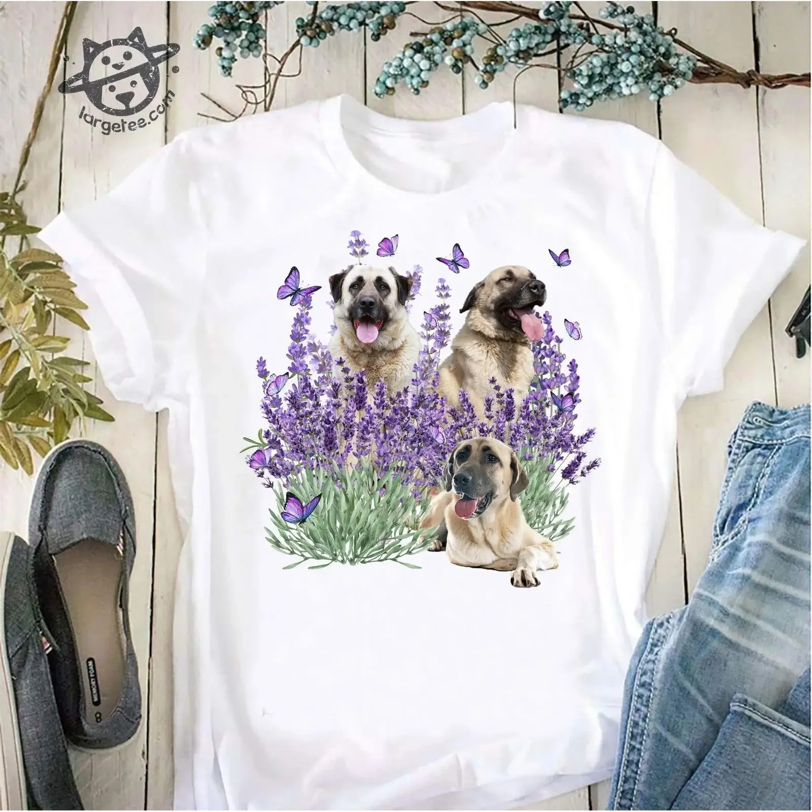 Anatolian shepherd And Gorgeous Purple Flower Classic White T Shirt S 5Xl vintage Washed graphic Soft Top For Everyday Wear