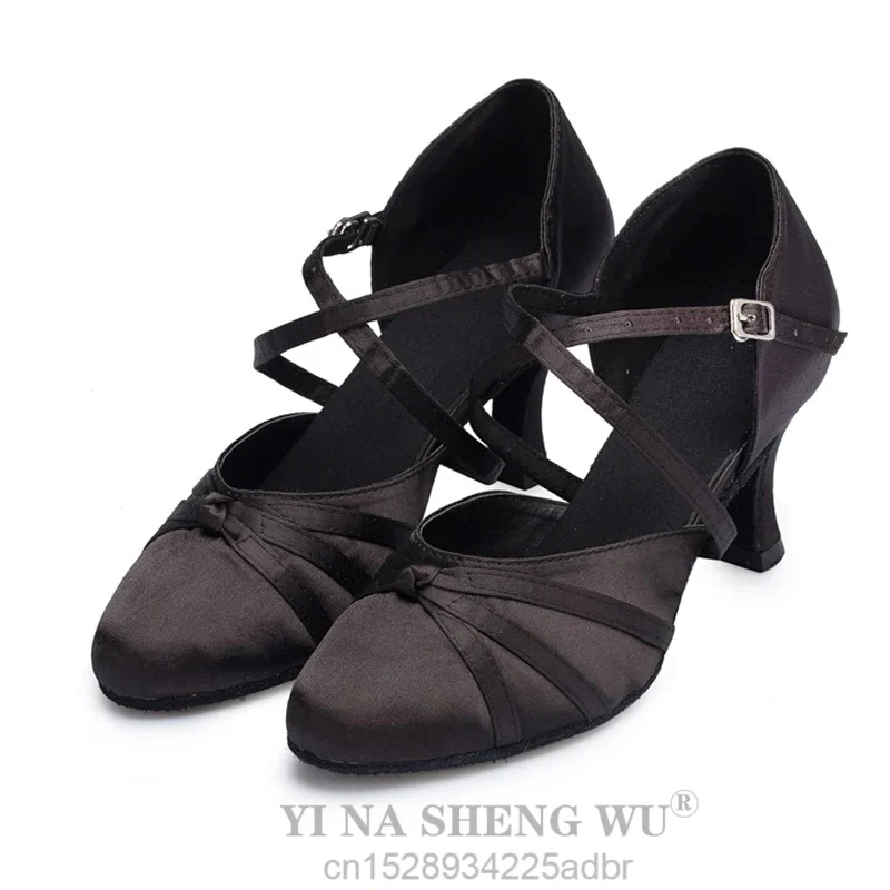 Sapatos latinos femininos salsa tango festa de salão salto alto feminino pele-amigável cetim preto esportes ao ar livre sapatos de dança 6or7.5cm
