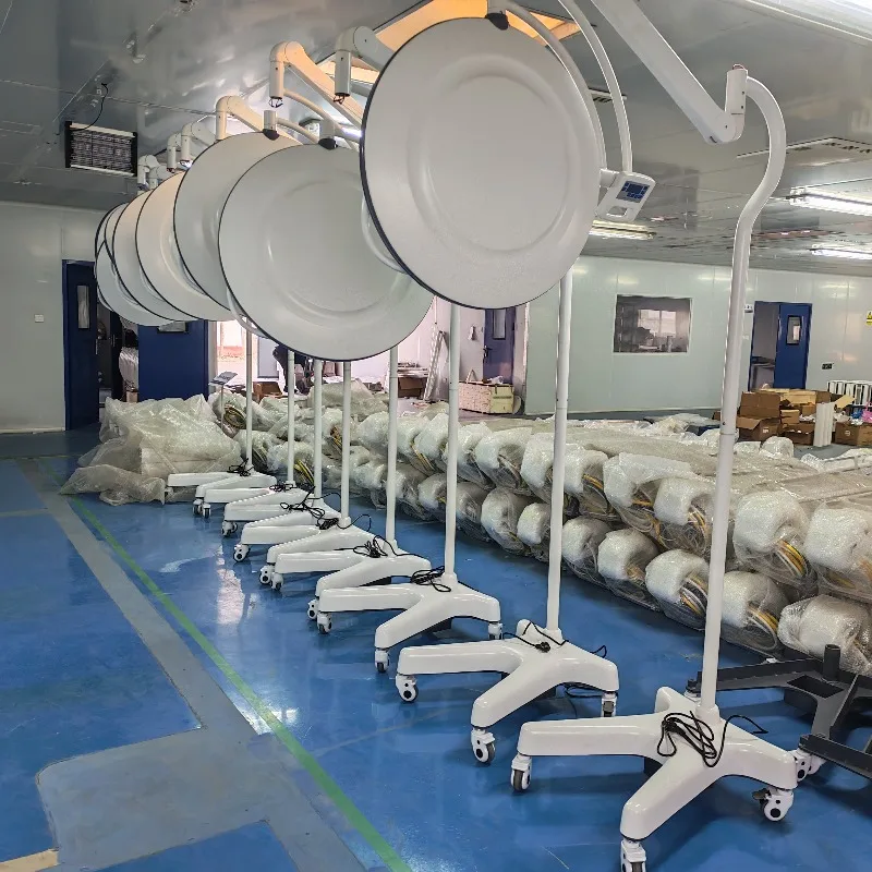

Factory Direct Delivery Mobile LED Operating Lights for Hospitals Metal High CRI 96 40000-180000lux Illumination No Shadows No