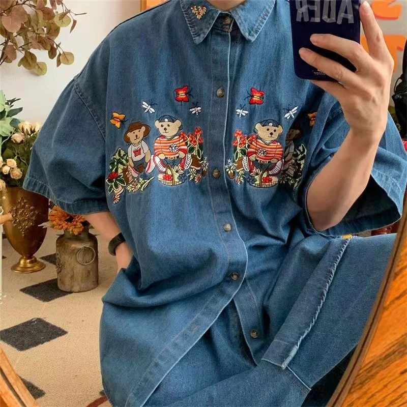 Hip Hop Bear Butterfly Embroidery Blue Denim Shirts Women Short Sleeve Casual Shirts Men Gothic Harajuku Button Up Shirts Summer