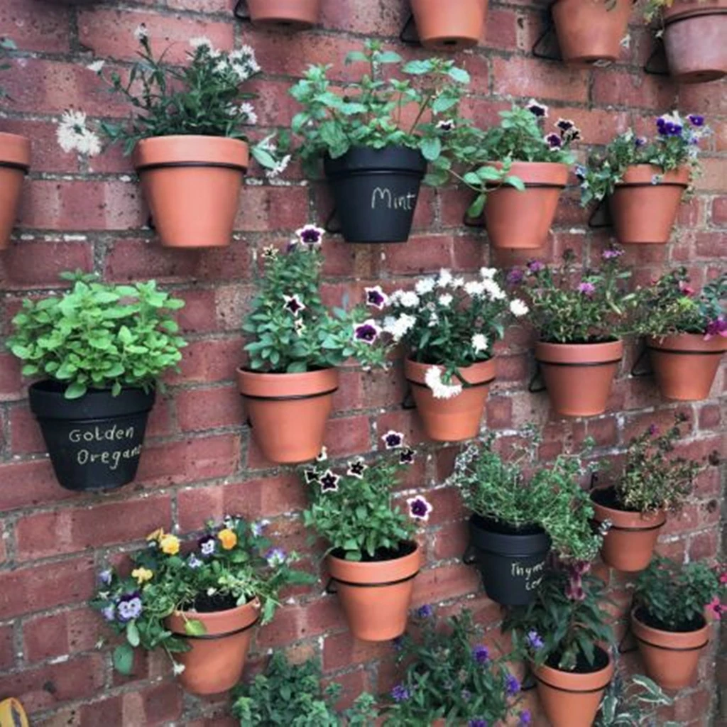 Round Flower Pot Container Holder Ring Wall Mounted Metal Planter Hook Hanger for Outdoor Yard Garden Decoration