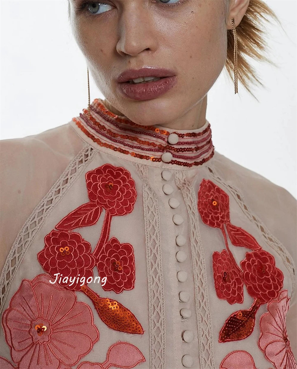 Jiayigong-vestido de Organza con botones y flores, traje de fiesta con cuello alto, a medida, exquisito