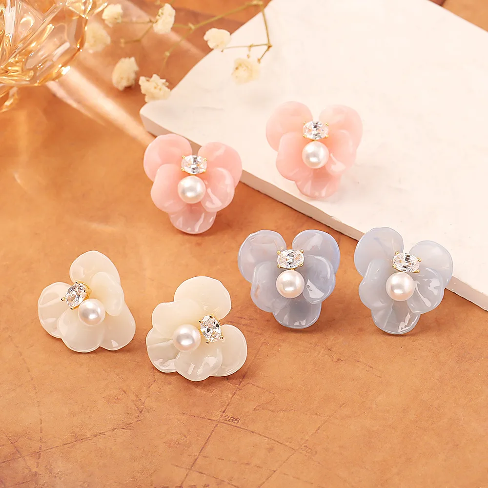 

Small fresh acetic acid flower earrings, high-end, gentle and elegant earrings, exquisite, sweet and fashionable earrings