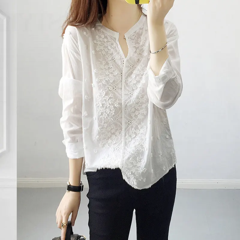 2023 Summer New Office Lady Elegant Hollow-out Lace Blouse Women  Floral Patterns Embroidery Casual Lady Shirt  White Tops