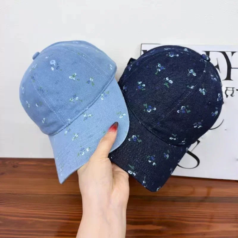 Denim Floral Print Caps: Soft-Top Curved-Brim Caps, Fresh and Casual, Versatile Baseball Caps for Sun Protection and Shade