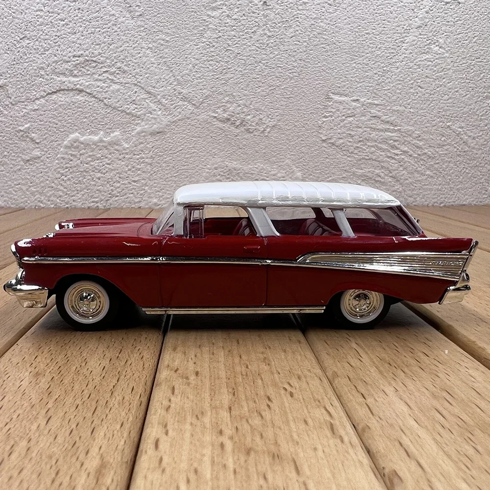 Spot Goods Chevy Nomad 1957 Classic Vintage Car Alloy Model Die-cast 1:43 Scale Simulation Sedan Ornaments Wagon Collection Gift