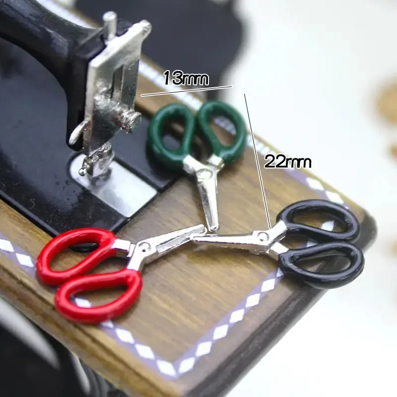 1/12 Scale Mini Scissors Model, Dollhouse Miniature Shooting Prop, Tiny Decor Accessories