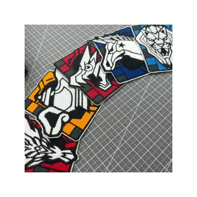 Insignia de Velcro bordada de Anime Kamen Rider, insignia de héroe del dragón del caballero, brazalete, insignia de moral, accesorios para mochila de 9cm