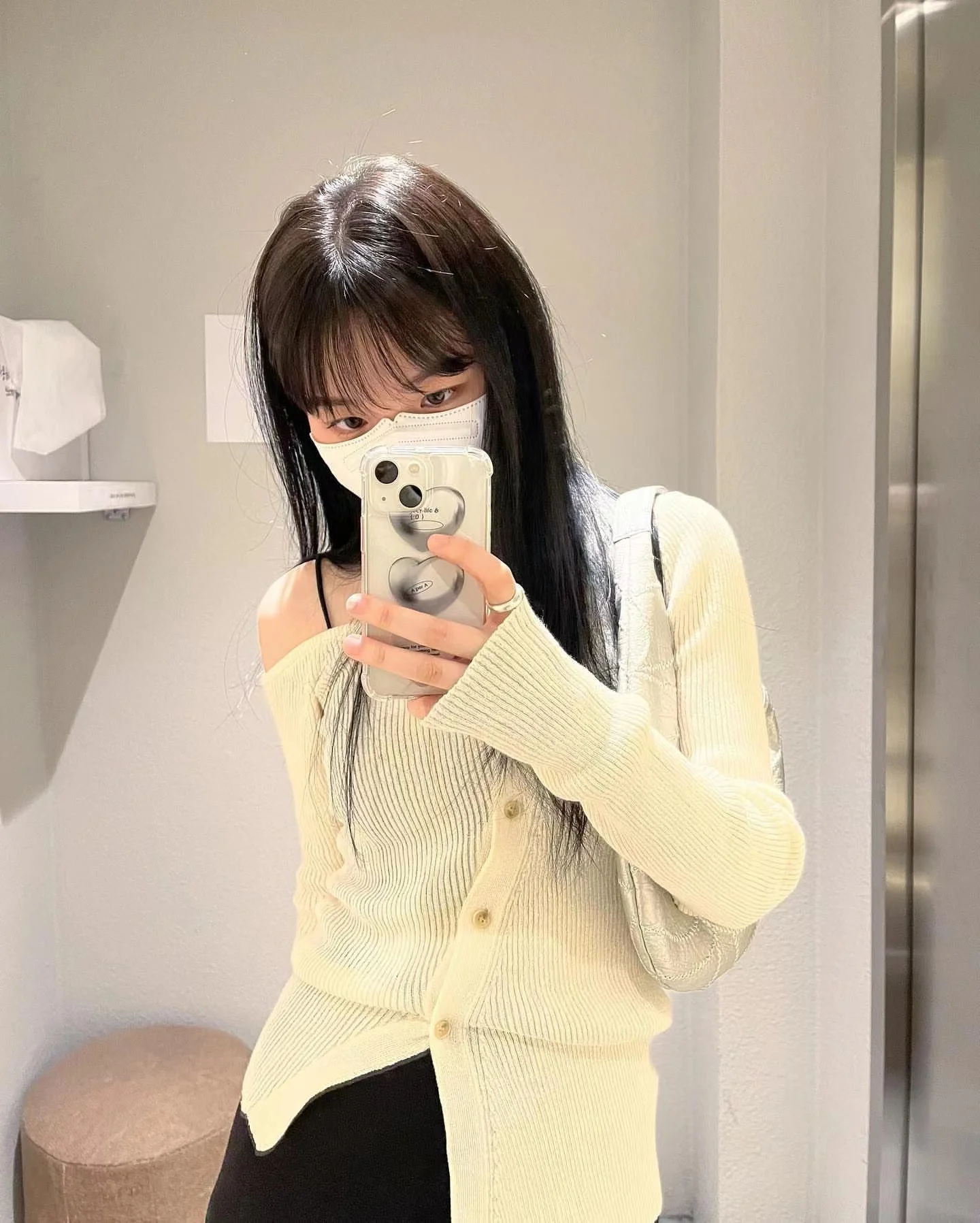 Exklusiver asymmetrischer Oulder Long Sve Damen-Strickpullover Slim Fit Korean Sle Commute Faion ort Länge