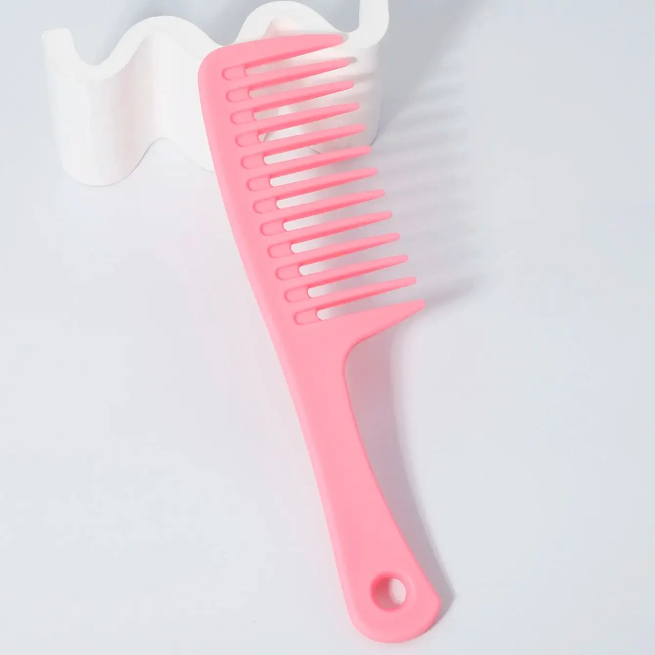 Wide Tooth Comb Large Hair Detangling Comb, A Comb Suitable for Professional Styling and Hair Care, Special for Real Hair Wigs