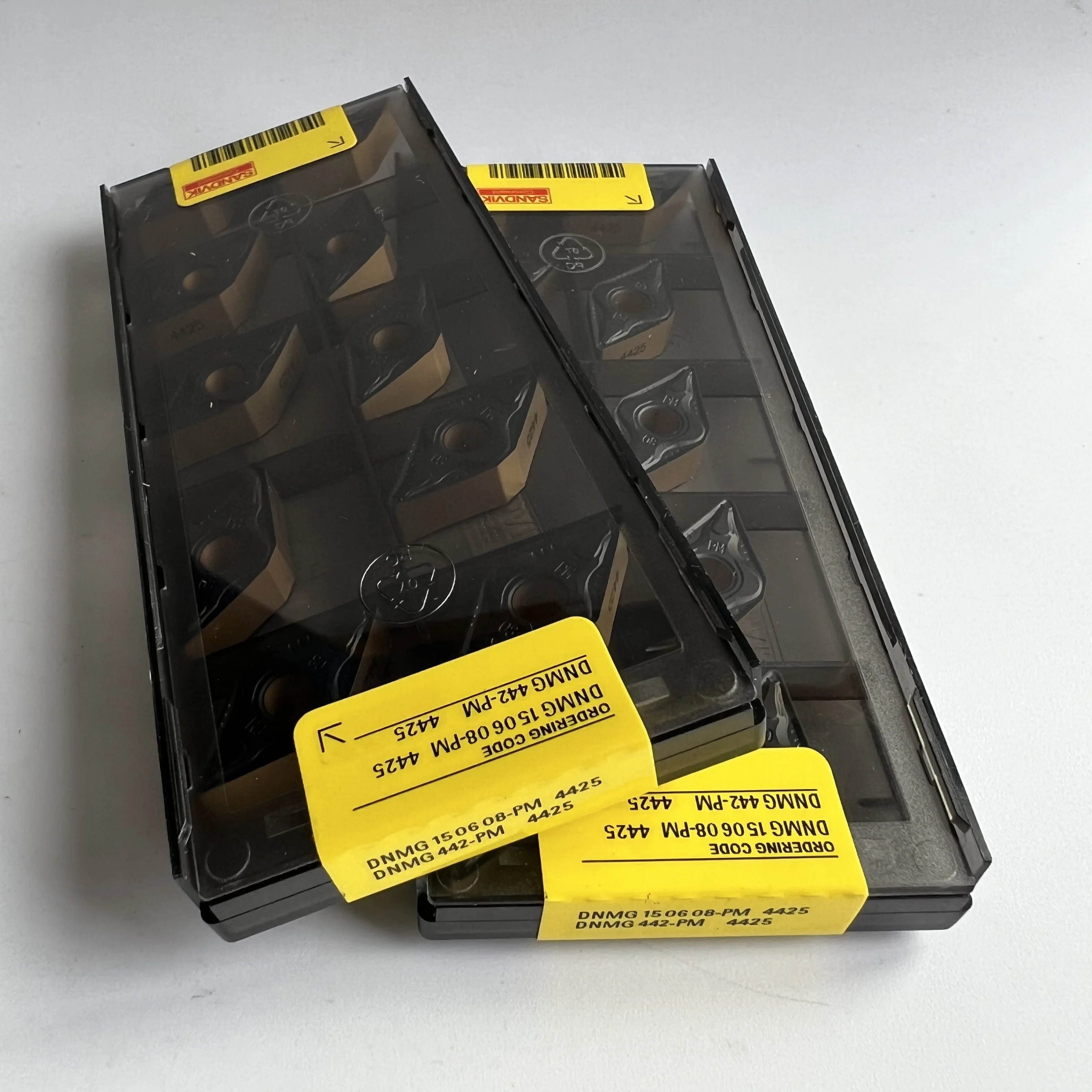 

CNC insert DNMG150608-PM 4415 4425 carbide cutting insert in stock