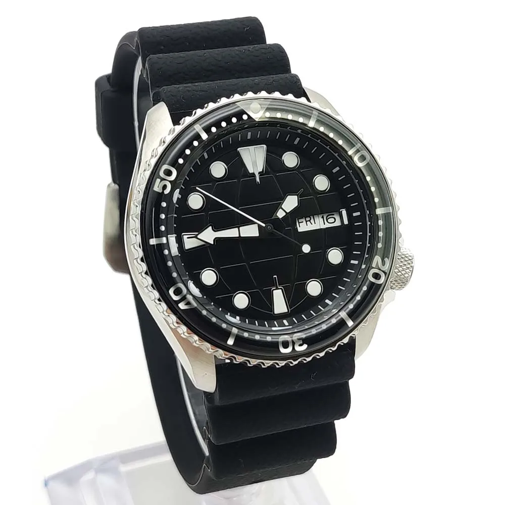 Men\'s NH36 Automatic Mechanical Watch Flat Sapphire Glass Waterproof Case Comfortable Strap Casual Fashion Watch